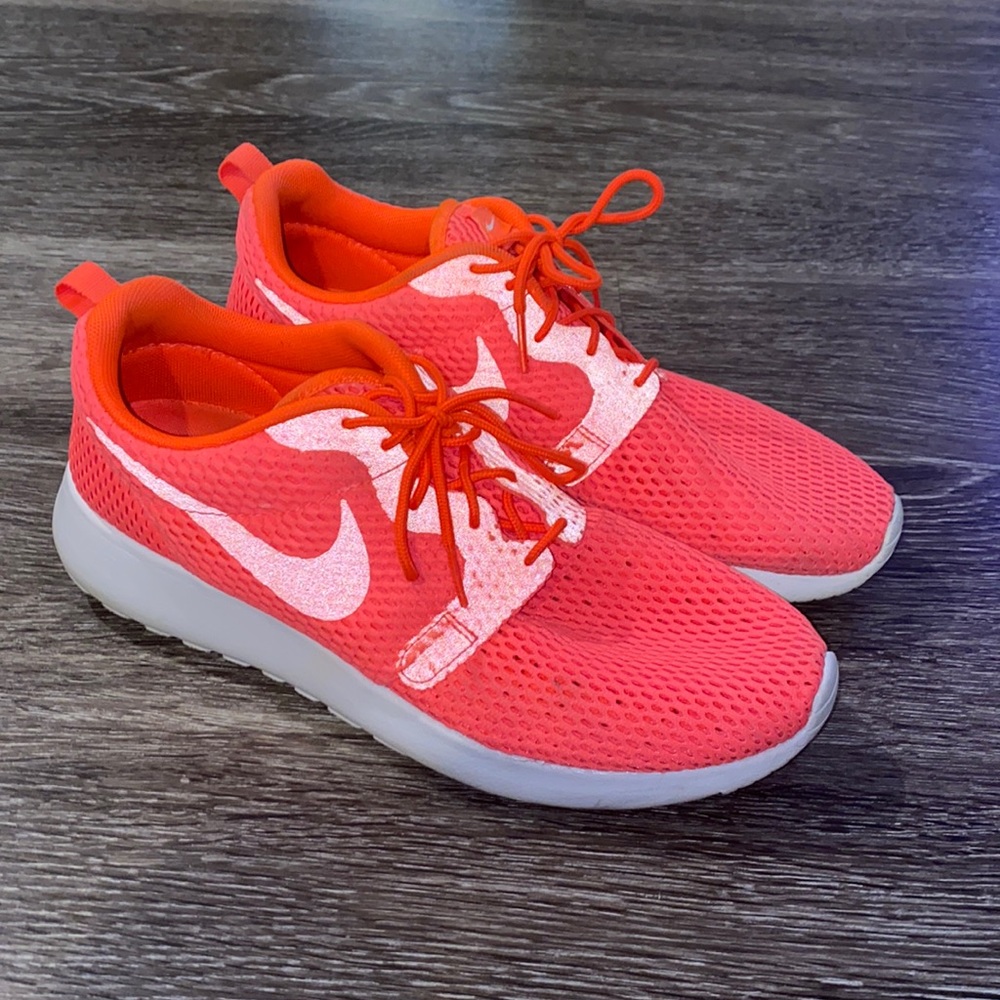 Nike Roshe Shoes